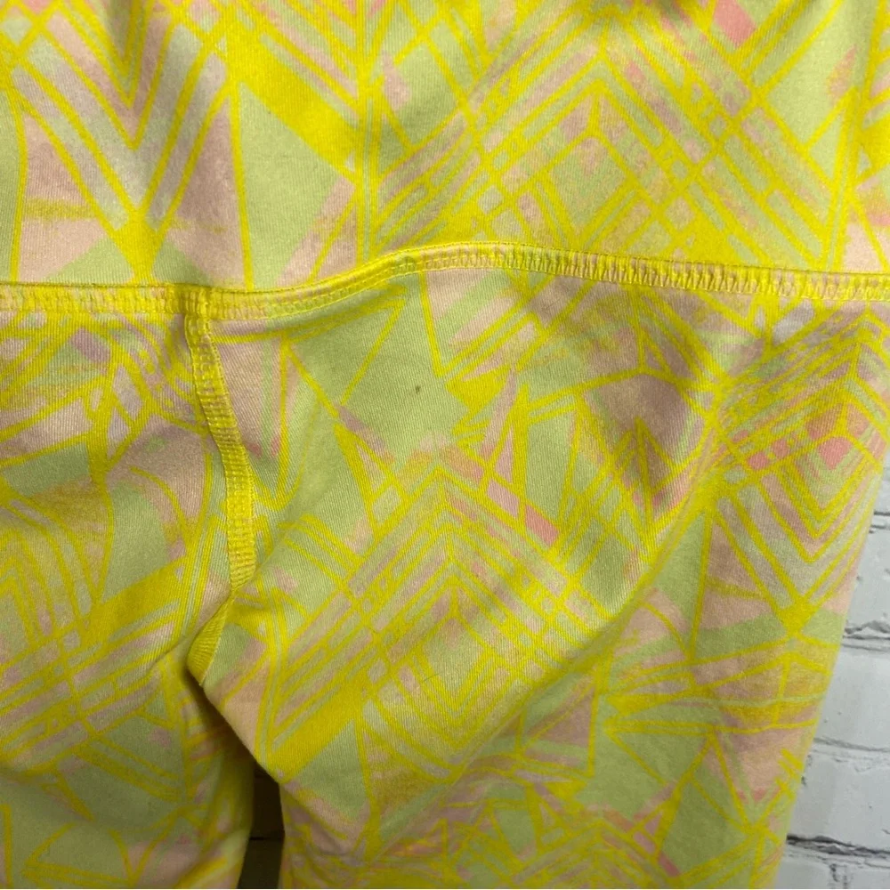 Alo Airbrush Cropped Leggings